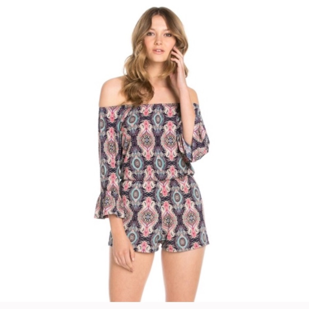 🆕2 LEFT! 🎉Mix Print Off the Shoulder Romper